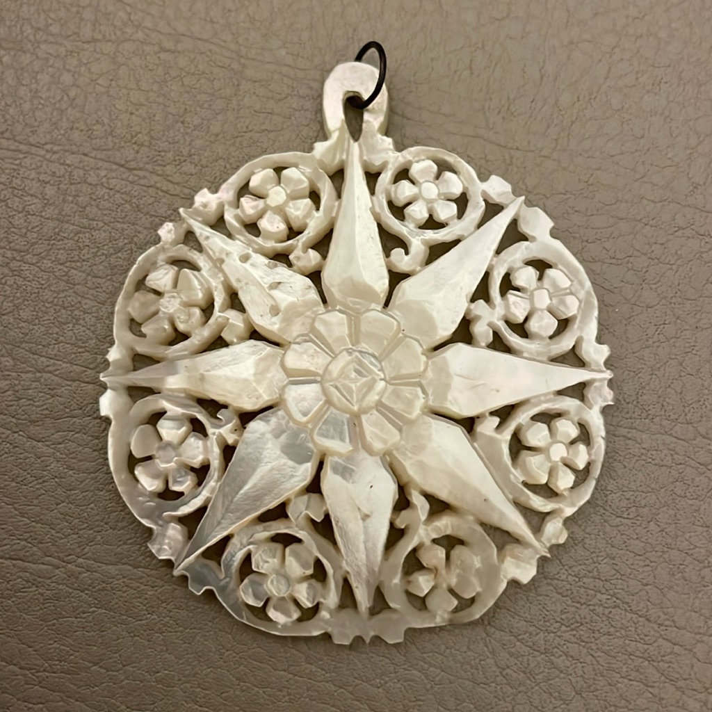 Vintage Mother Of Pearl Carved Star Flowers Mother Of Pearl Vintage Mother Of Pearl Carved Star Flowers Mother Of Pearl